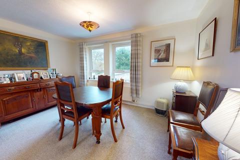 2 bedroom apartment for sale, Elm Court, Hillcourt Road