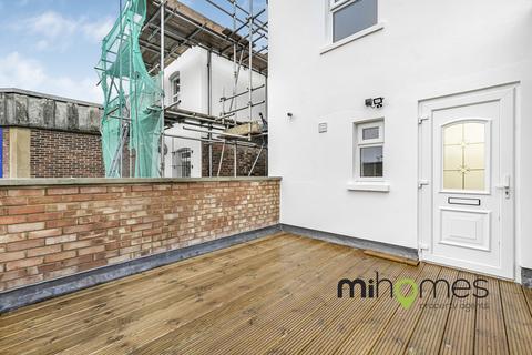 2 bedroom apartment for sale, Wood Street