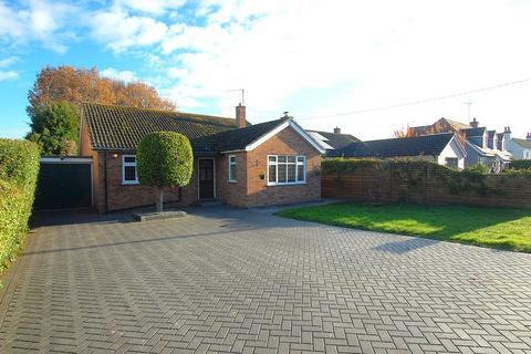 2 bedroom detached bungalow for sale, Spring Road, Tiptree