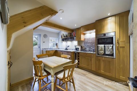 73 Efflinch Lane, Barton Under Needwood, Burton-on-trent, DE13 8EU