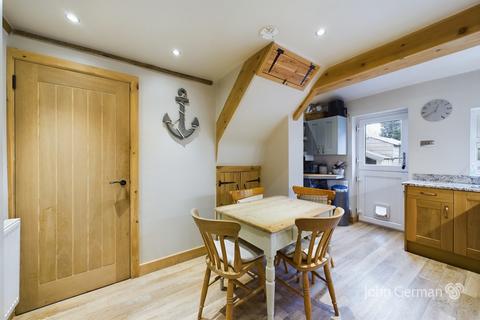 73 Efflinch Lane, Barton Under Needwood, Burton-on-trent, DE13 8EU
