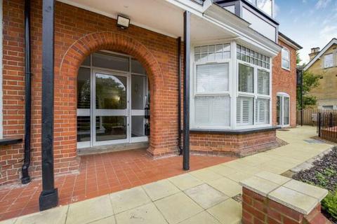 2 bedroom ground floor flat to rent, 7 Rectory Avenue, High Wycombe HP13