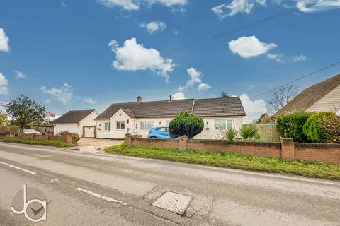 2 bedroom detached bungalow for sale, Halstead Road, Eight Ash Green, Colchester