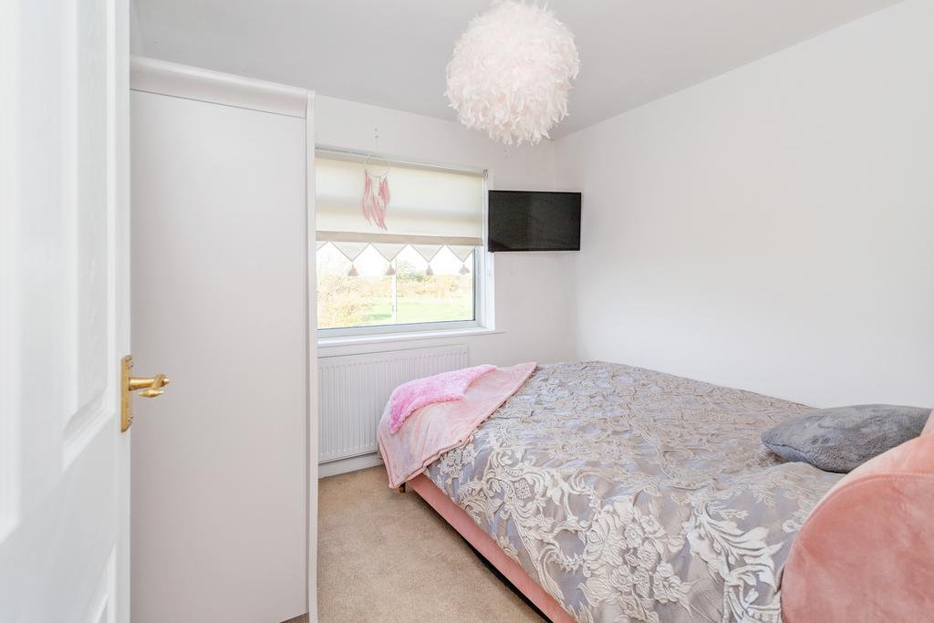 Bedroom3a