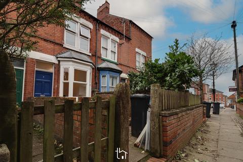 2 bedroom terraced house to rent, Woodbine Avenue, Leicester