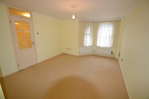 3 bedroom semi-detached house to rent, Bedwell Close, Herts AL7