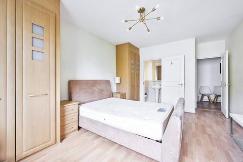 3 bedroom flat to rent, Collingham Place, South Kensington, London, SW5