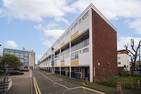 3 bedroom flat for sale, Bemerton Estate, Caledonian Road, London, N1