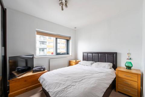 2 bedroom flat for sale, Neutron Tower, Docklands, London, E14