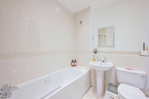 2 bedroom flat for sale, Manchester Court, Canning Town, London, E16