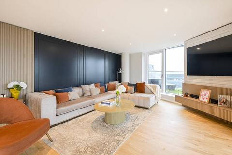 3 bedroom flat for sale, Ability Place, Canary Wharf, London, E14