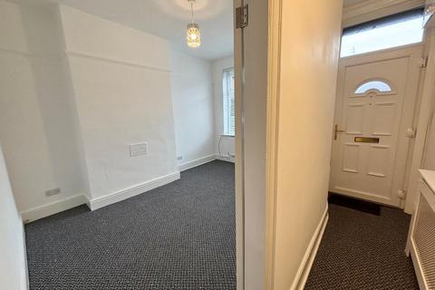 2 bedroom terraced house to rent, Milton Road, Manchester M25