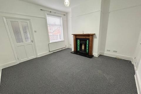 2 bedroom terraced house to rent, Milton Road, Manchester M25