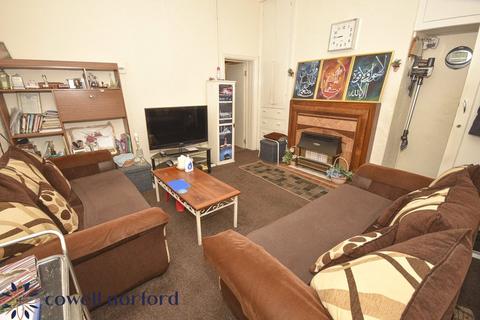 3 bedroom end of terrace house for sale, Fenton Street, Greater Manchester OL11