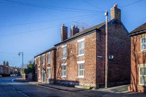 4 bedroom character property for sale, Bookmakers House, 100 Welsh Row, Nantwich