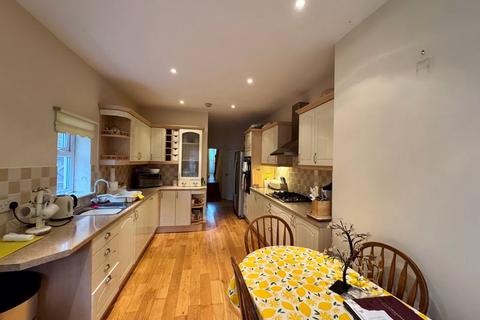 3 bedroom semi-detached house for sale, Brownhill Road, London