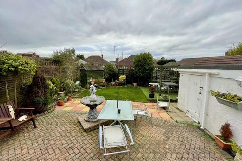 2 bedroom semi-detached bungalow for sale, Pardoe Close, Hedge End, SO30