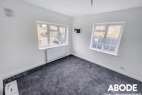 1 bedroom semi-detached house for sale, Queens Road, Southend-on-sea, SS1 1NL