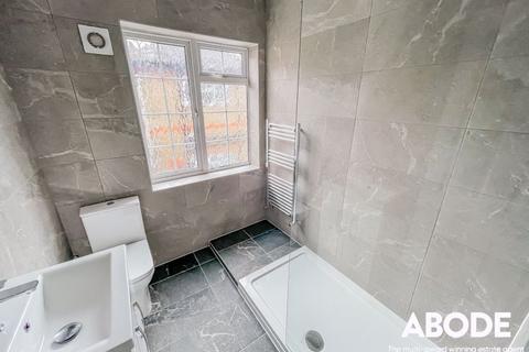 1 bedroom semi-detached house for sale, Queens Road, Southend-on-sea, SS1 1NL