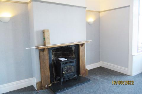 3 bedroom terraced house to rent, Idris Villas, Tywyn LL36