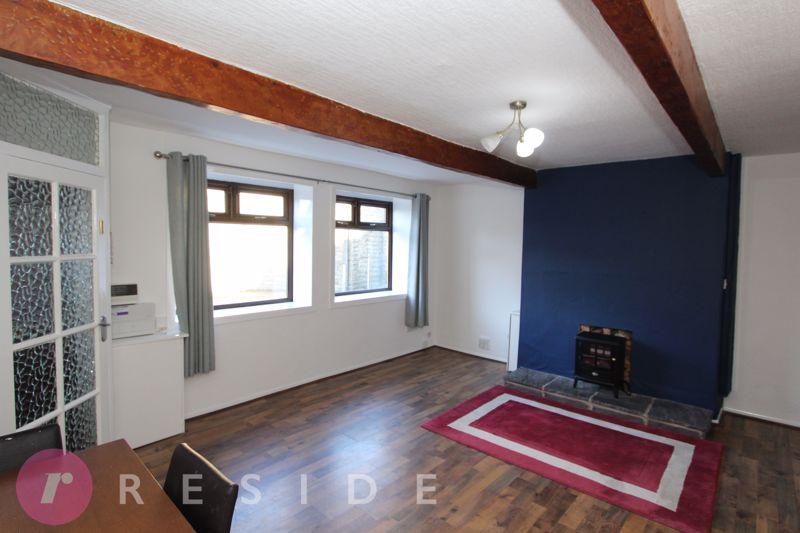 Lounge / Dining Area