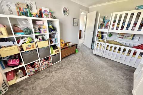 9 Apollo Close, Dunstable, LU5 4AQ