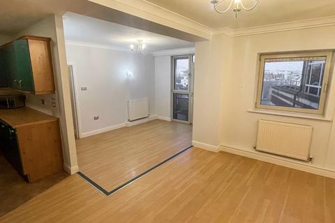 2 bedroom apartment to rent, Loxley Court, St. James's Street, Nottingham, NG1 6FE