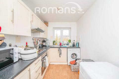 1 bedroom maisonette to rent, Buckland Court, Ickenham