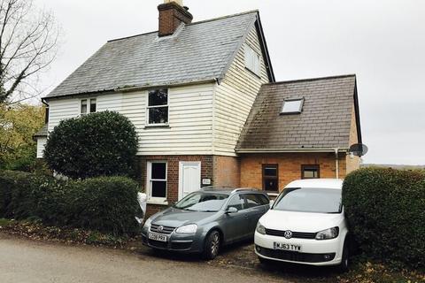 4 bedroom semi-detached house to rent, Hawkhurst, Cranbrook