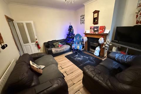 4 bedroom terraced house for sale, Sheppard Street, Stoke-On-Trent