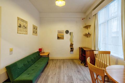 1 bedroom flat to rent, Hallam Court, Hallam Street, Marylebone W1W