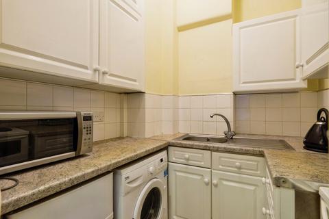 1 bedroom flat to rent, Hallam Court, Hallam Street, Marylebone W1W