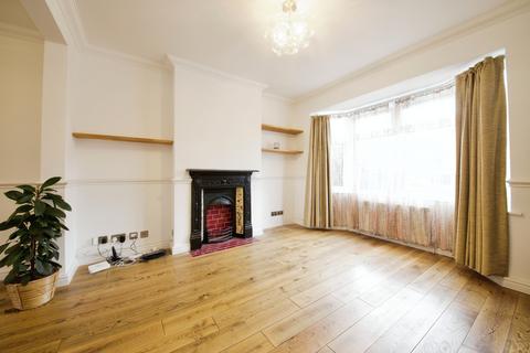 3 bedroom terraced house to rent, Bridlington Road, Edmonton, London, N9