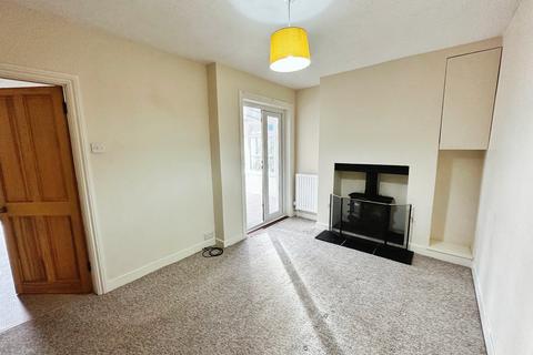 3 bedroom semi-detached house to rent, Langney Cottages