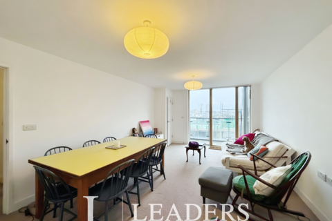 1 bedroom flat to rent, Dorset Gardens