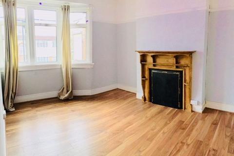 2 bedroom apartment to rent, Northfield Road, London