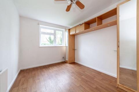 3 bedroom apartment to rent, BULOW COURT, PEARSCROFT ROAD, SW6 2BP, PARSONS GREEN