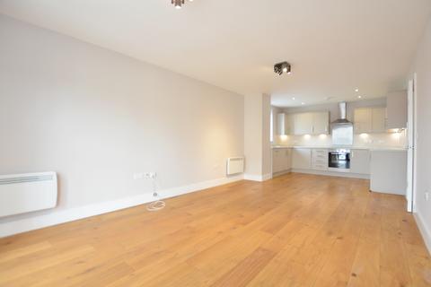 2 bedroom apartment to rent, Cedar House, Frimley