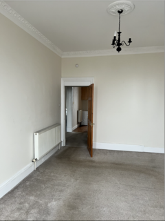 1 bedroom flat to rent, Clarkston Road, Glasgow G44