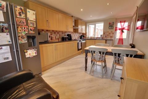 3 bedroom terraced house for sale, Waterbrook Close, Stafford ST19