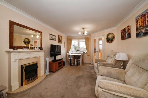 1 bedroom retirement property for sale, 405-411 Reading Road, Wokingham RG41