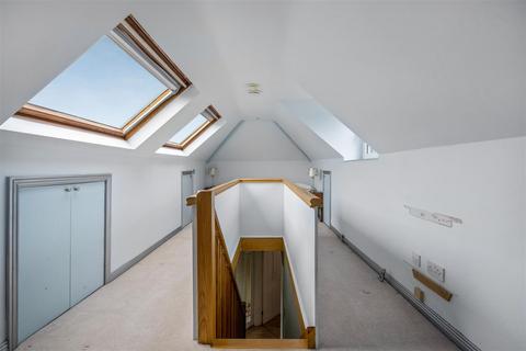 5a Oriental Road, Ascot, SL5 7AZ