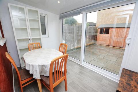 2 bedroom end of terrace house to rent, Varley Way, Mitcham CR4