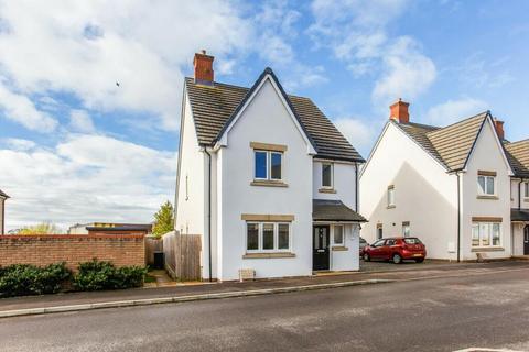 4 bedroom detached house for sale, Elder way, Ampthill, Bedfordshire, MK45 2HN