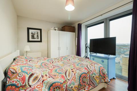 2 bedroom apartment for sale, Tideslea Path, Woolwich SE28