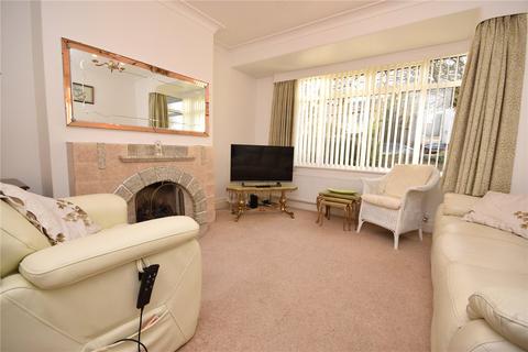 3 bedroom semi-detached house to rent, Stainburn Crescent, Leeds