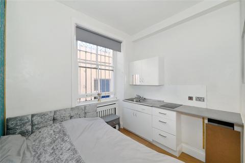 Studio to rent, Castletown Road, London W14