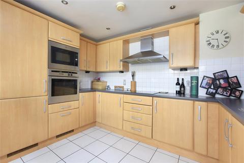 2 bedroom flat to rent, Gateway House, Balham SW12