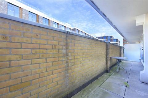 2 bedroom flat to rent, Gateway House, Balham SW12