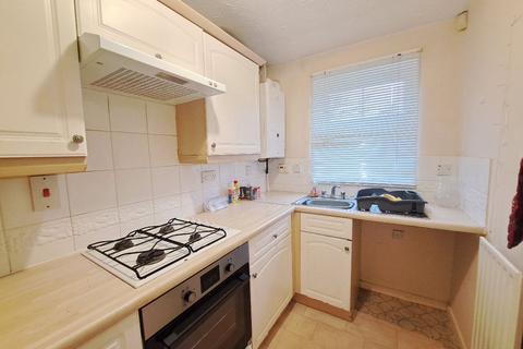 2 bedroom end of terrace house for sale, Barnswood Close, Halesowen